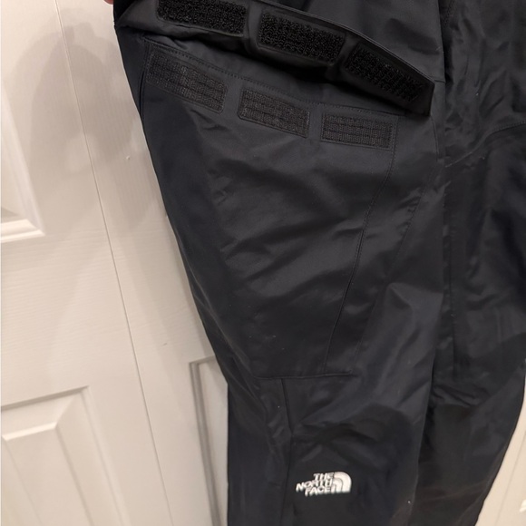The North Face Ski Pants with Removable Suspenders - Picture 5 of 12